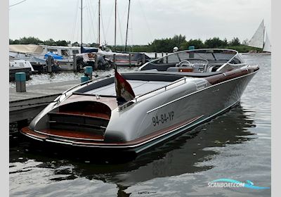 Riva Aquariva Motorboat 2001, with Yanmar engine, The Netherlands