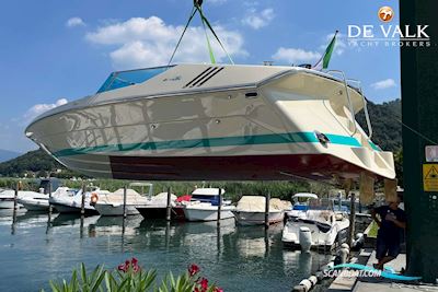Riva St-Tropez Motorboat 1980, with Crusader M. U.S.A engine, Italy
