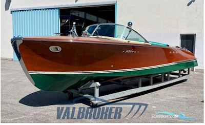 Riva TRITONE Motorboat 1960, with Chrysler engine, Italy