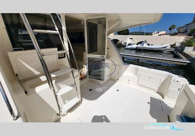 Riviera 33 Fly Motorboat 2005, with Volvo engine, France