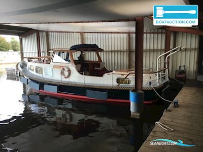 Rondspantvlet 1000 Motorboat 1970, with Volvo engine, The Netherlands
