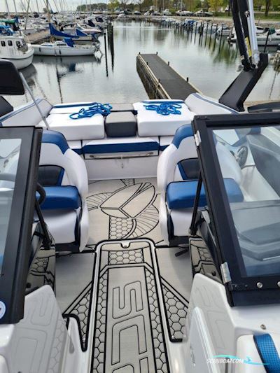 SCARAB 195 Wake Edition Motorboat 2018, with Rotax engine, United Kingdom