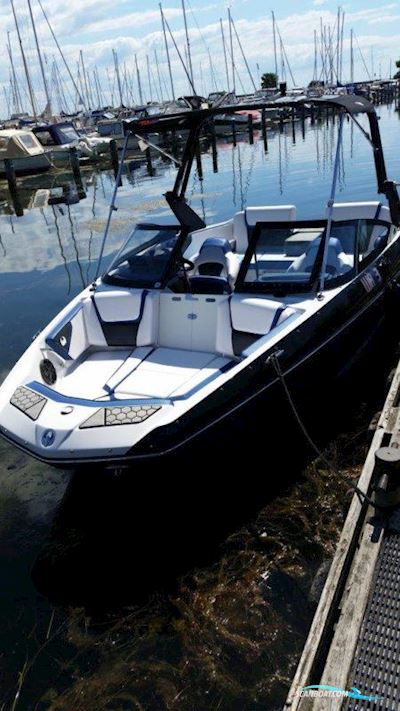 SCARAB 195 Wake Edition Motorboat 2018, with Rotax engine, United Kingdom