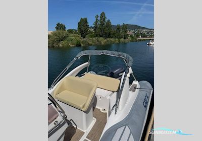 Sacs 780 Motorboat 2016, with Yamaha engine, France