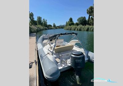 Sacs 780 Motorboat 2016, with Yamaha engine, France