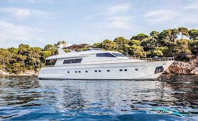 San Lorenzo  SL82 Motorboat 2000, with Caterpillar engine, France