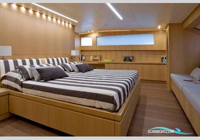 San Lorenzo Sl104 Motorboat 2010, with MTU engine, Turkey