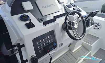 Saver 330 WA Motorboat 2025, with Suzuki engine, Spain