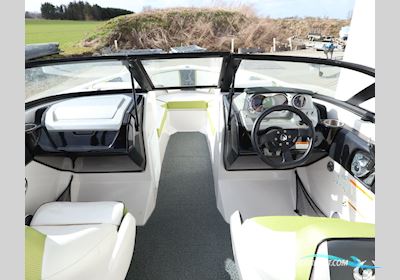 Scarab 215 HO Jet Motorboat 2017, with 2 x Rotax 4-Tec 1503 engine, Denmark