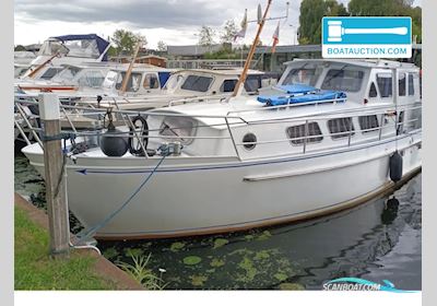 Schuurmans 1000 Motorboat 1963, with Peugeot engine, The Netherlands