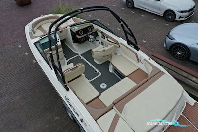 Sea Ray 210SPX Motorboat 2018, with Mercruiser engine, The Netherlands