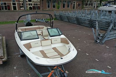 Sea Ray 210SPX Motorboat 2018, with Mercruiser engine, The Netherlands