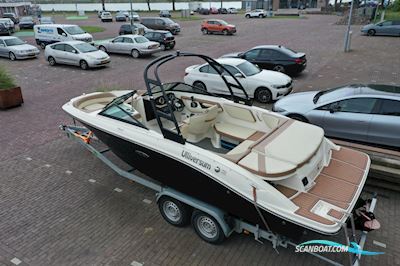 Sea Ray 210Spx Motorboat 2018, with Mercruiser engine, The Netherlands