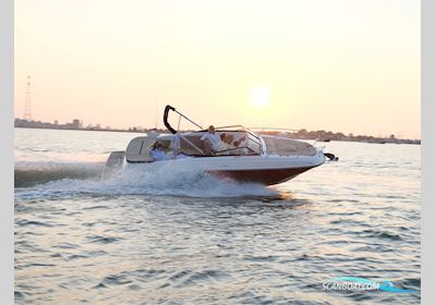 Sea Ray 230 Sun Sport Motorboat 2025, with Mercruiser engine, Denmark