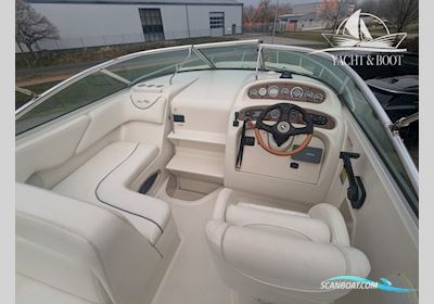 Sea Ray 240 DA Sundancer Motorboat 2000, with Mercruiser engine, Germany