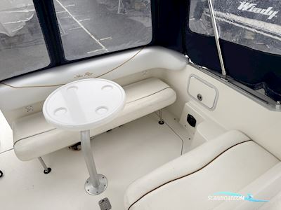 Sea Ray 275 Sundancer Motorboat 2002, with Mercruiser engine, United Kingdom