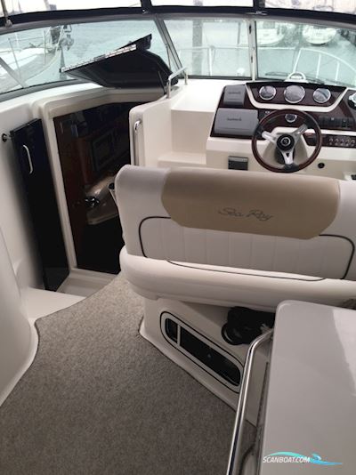 Sea Ray 280 Sundancer Diesel Motorboat 2010, with Cummins engine, Denmark