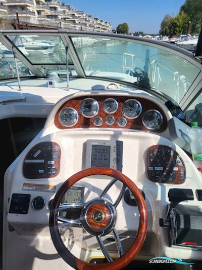 Sea Ray 335 Sundancer Motorboat 2004, with Mercruiser 5.0 Mpi engine, Germany