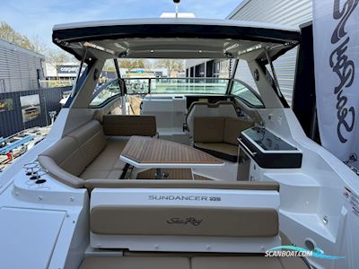 Sea Ray Sundancer 320 Motorboat 2025, with Mercruiser engine, The Netherlands