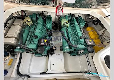 Sealine 330 Statesman Fly Motorboat 1999, with Volvo engine, France