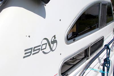 Sealine 350 Flybridge Motorboat 1993, with 2 x Volvo Penta engine, The Netherlands