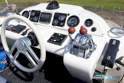 Sealine 350 Flybridge Motorboat 1993, with 2 x Volvo Penta engine, The Netherlands
