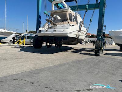 Sealine 42.5 Fly Motorboat 2007, with Volvo Penta D6 engine, Croatia