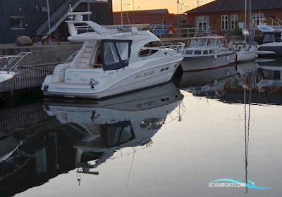 Sealine 42.5 Motorboat 2009, with Volvo Penta D6 engine, Denmark