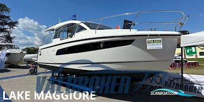 Sealine C335V Motorboat 2021, with Suzuki BF engine, Italy