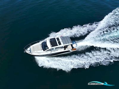 Sealine C335v Motorboat 2023, with 2 x Mercury Verado XL 300 (White) engine, Croatia