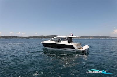 Sealine C335v Motorboat 2023, with 2 x Mercury Verado XL 300 (White) engine, Croatia