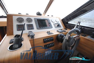 Sealine F 46 Motorboat 2009, with Cummins QSB 5.9 engine, Italy