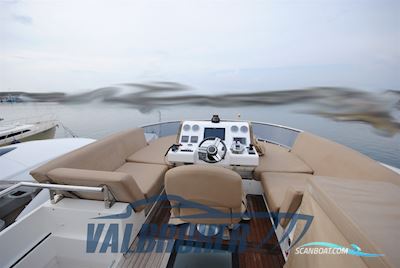 Sealine F 46 Motorboat 2009, with Cummins QSB 5.9 engine, Italy