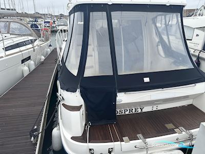 Sealine F34 Motorboat 2004, with Volvo Penta engine, United Kingdom
