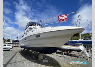Sealine International F33 Motorboat 1999, with Volvo Penta Kad32 engine, United Kingdom