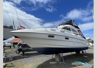 Sealine International F33 Motorboat 1999, with Volvo Penta Kad32 engine, United Kingdom