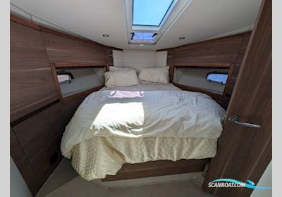 Sealine International F380 Motorboat 2015, with Volvo Penta D4 engine, United Kingdom