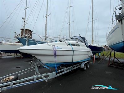Sealine S24 Motorboat 1998, United Kingdom