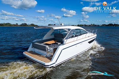 Sealine S330 Motorboat 2016, with Volvo Penta engine, The Netherlands