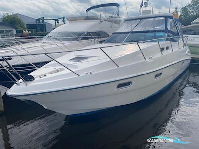 Sealine S38 Motorboat 2004, with Volvo Penta engine, The Netherlands