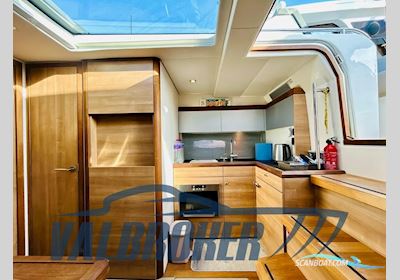 Sealine SC 35 Motorboat 2012, with Volvo Penta D4 engine, Portugal
