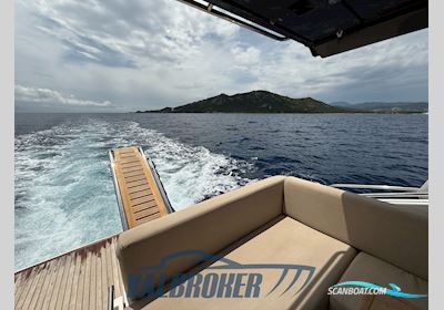 Sealine SC 35 Motorboat 2010, with Volvo Penta D4 300 engine, Italy