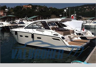 Sealine SC 35 Motorboat 2011, with Volvo Penta D4 300 engine, Italy