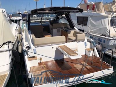 Sealine SC 35 Motorboat 2010, with Volvo Penta D4 300 engine, Italy