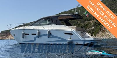 Sealine SC 35 Motorboat 2010, with Volvo Penta D4 300 engine, Italy