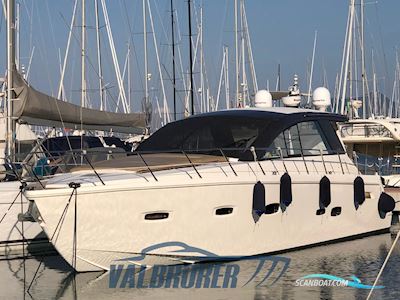 Sealine SC 47 Motorboat 2009, with Cummins Qsb 5.9 engine, Italy