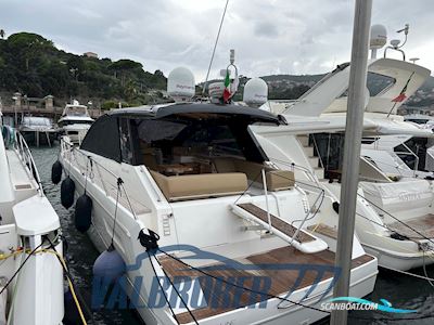 Sealine SC 47 Motorboat 2009, with Cummins Qsb 5.9 engine, Italy