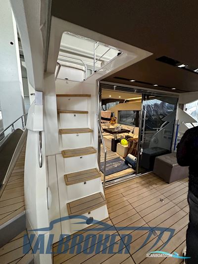 Sessa Marine SESSA 54 FLY Motorboat 2010, with Volvo Penta IPS 900 D11 engine, Italy