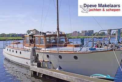 Silver Klassiek Motorjacht 12.80 Tsdy Motorboat 1935, with 2x Bmc<br />2x Commander Mkii engine, The Netherlands