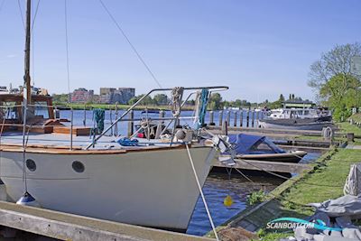 Silver Klassiek Motorjacht 12.80 Tsdy Motorboat 1935, with 2x Bmc<br />2x Commander Mkii engine, The Netherlands